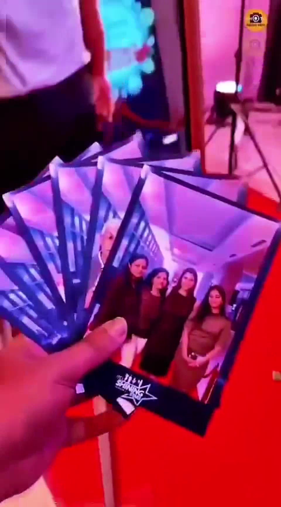 Mirror Booth